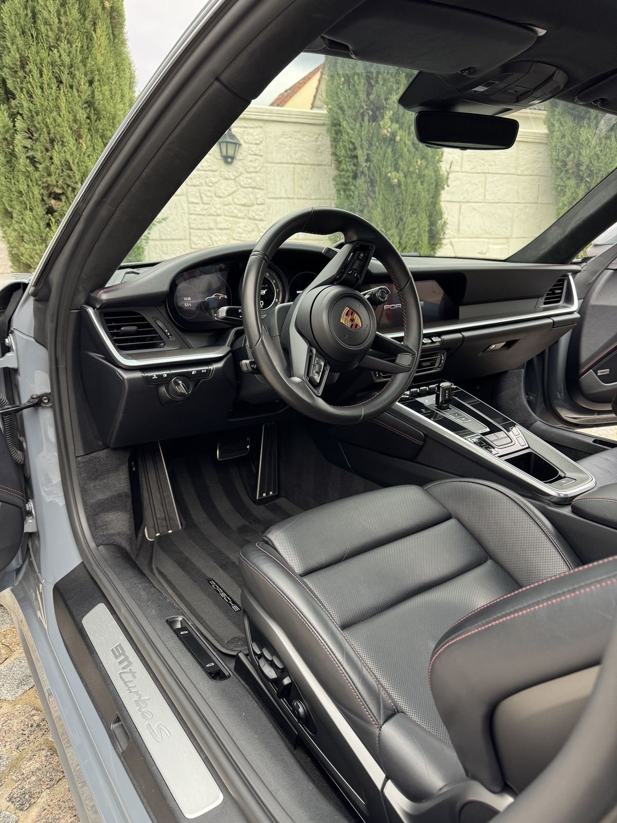 Nettoyage intérieur Porsche 911 Turbo S - MZCAR SPA